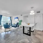 Iconic High Floor 3 Bedrooms In The Heart Of Miami